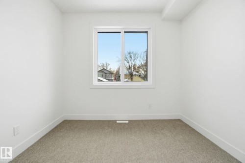10919 79 Avenue, Edmonton, AB - Indoor Photo Showing Other Room