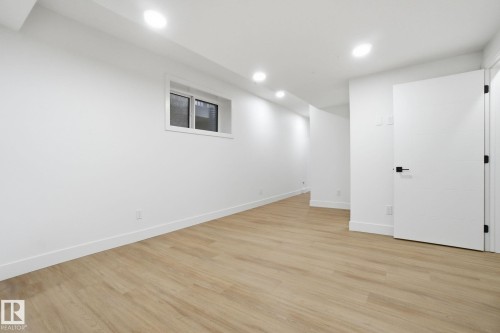 10919 79 Avenue, Edmonton, AB - Indoor Photo Showing Other Room