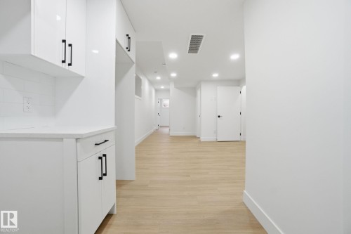 10919 79 Avenue, Edmonton, AB - Indoor Photo Showing Other Room