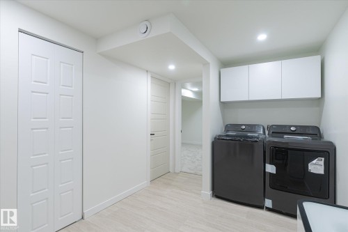 7114 178 Street, Edmonton, AB - Indoor Photo Showing Laundry Room