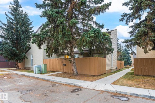 7114 178 Street, Edmonton, AB - Outdoor