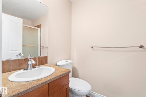 1888 33 Street, Edmonton, AB - Indoor Photo Showing Bathroom