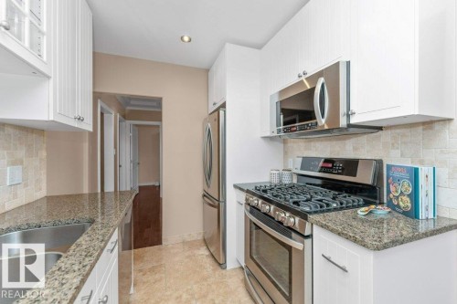 11317 103 Street, Edmonton, AB - Indoor Photo Showing Kitchen With Double Sink With Upgraded Kitchen