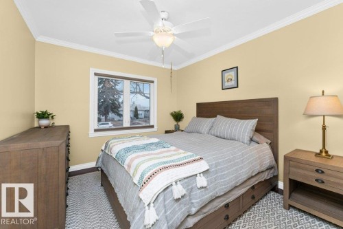 11317 103 Street, Edmonton, AB - Indoor Photo Showing Bedroom