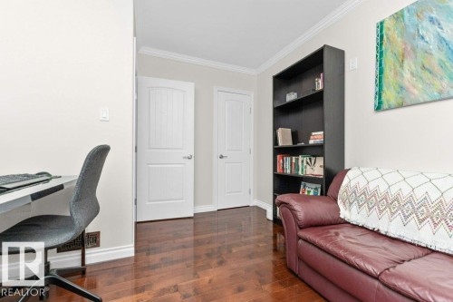 11317 103 Street, Edmonton, AB - Indoor