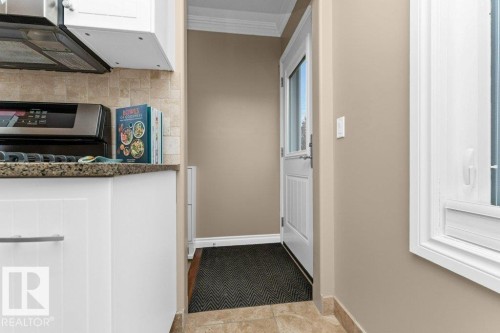 11317 103 Street, Edmonton, AB - Indoor Photo Showing Other Room