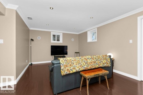 11317 103 Street, Edmonton, AB - Indoor Photo Showing Other Room