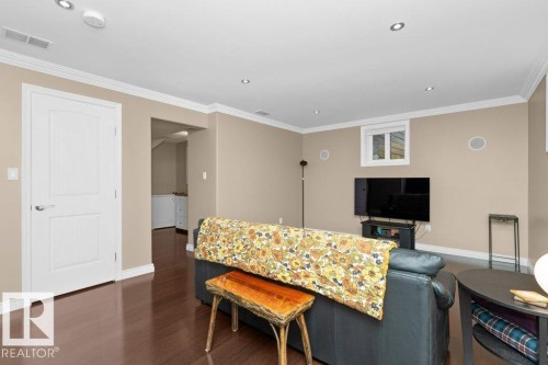 11317 103 Street, Edmonton, AB - Indoor