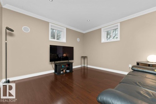 11317 103 Street, Edmonton, AB - Indoor