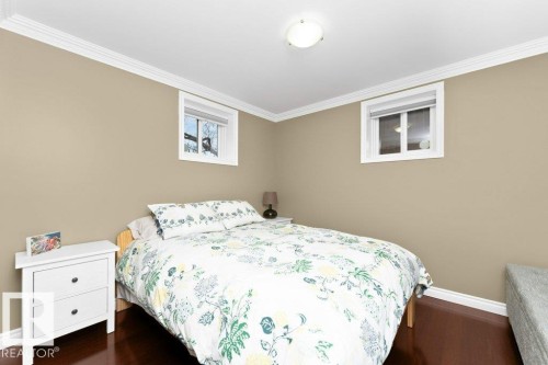 11317 103 Street, Edmonton, AB - Indoor Photo Showing Bedroom