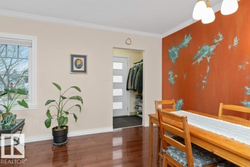 11317 103 Street, Edmonton, AB - Indoor