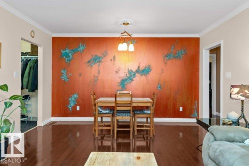 11317 103 Street, Edmonton, AB - Indoor