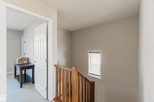 5807 Sutter Pl, Edmonton, AB - Indoor Photo Showing Other Room
