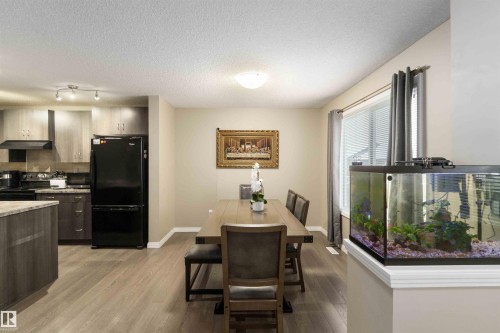3116 17 Avenue, Edmonton, AB - Indoor Photo Showing Kitchen