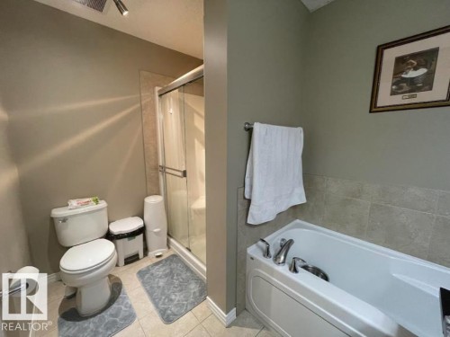 3116 17 Avenue, Edmonton, AB - Indoor Photo Showing Bathroom