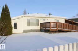 5224 53 Avenue  Mundare, AB T0B 3H0