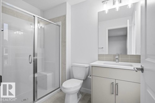 3759 Erlanger Drive, Edmonton, AB - Indoor Photo Showing Bathroom