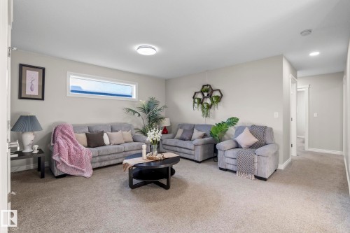 73 Redspur Drive, St. Albert, AB - Indoor Photo Showing Living Room