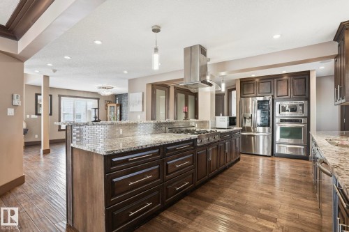 10 Eldorado Drive, St. Albert, AB - Indoor Photo Showing Kitchen With Upgraded Kitchen