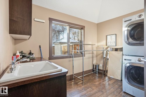 10 Eldorado Drive, St. Albert, AB - Indoor Photo Showing Laundry Room
