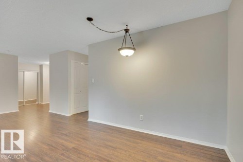 102 2903 Rabbit Hill Road, Edmonton, AB - Indoor Photo Showing Other Room