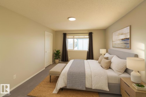 11211 11 Ave Sw, Edmonton, AB - Indoor Photo Showing Bedroom