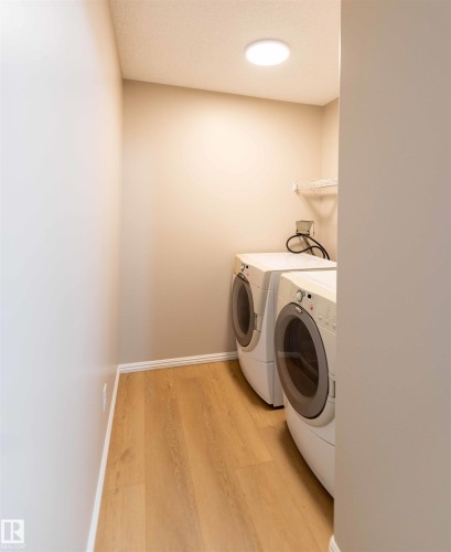 11211 11 Ave Sw, Edmonton, AB - Indoor Photo Showing Laundry Room