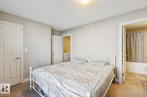 46 5317 3 Avenue, Edmonton, AB - Indoor Photo Showing Bedroom