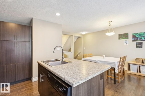 46 5317 3 Avenue, Edmonton, AB - Indoor