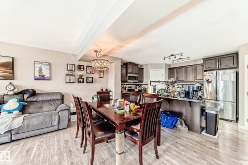 29 1816 Rutherford Road Sw, Edmonton, AB - Indoor Photo Showing Dining Room