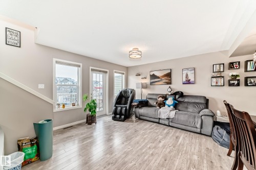29 1816 Rutherford Road Sw, Edmonton, AB - Indoor Photo Showing Living Room