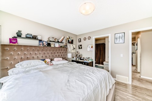 29 1816 Rutherford Road Sw, Edmonton, AB - Indoor Photo Showing Bedroom