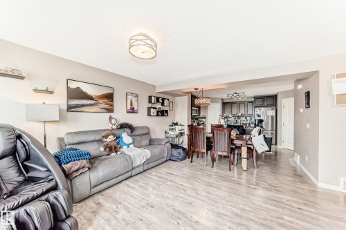 29 1816 Rutherford Road Sw, Edmonton, AB - Indoor Photo Showing Living Room