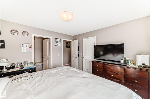 29 1816 Rutherford Road Sw, Edmonton, AB - Indoor Photo Showing Bedroom
