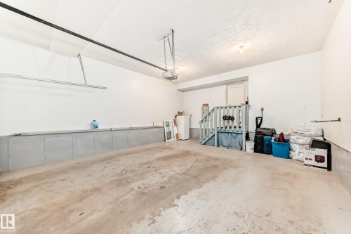 29 1816 Rutherford Road Sw, Edmonton, AB - Indoor Photo Showing Garage