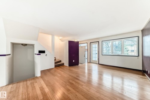 11642 103 Avenue, Edmonton, AB - Indoor Photo Showing Other Room