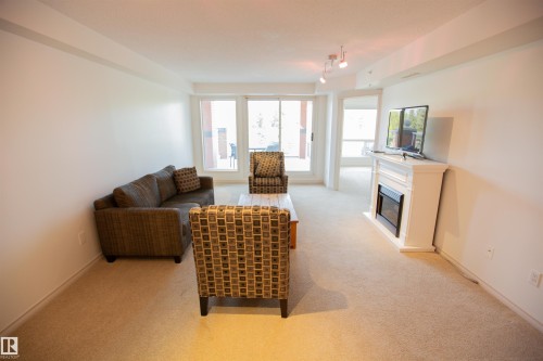 325 7510 89 Street, Edmonton, AB - Indoor Photo Showing Other Room