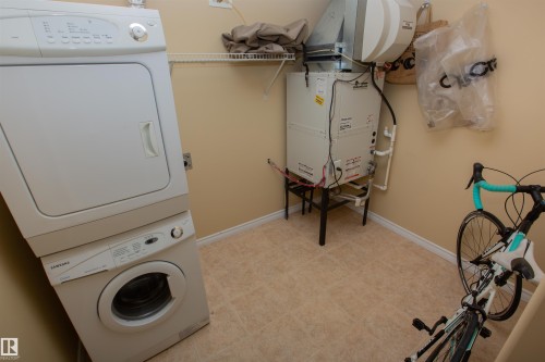 325 7510 89 Street, Edmonton, AB - Indoor Photo Showing Laundry Room