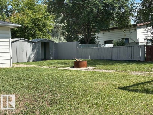 9512/9514 128 Avenue, Edmonton, AB - Outdoor