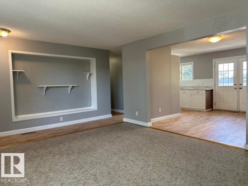 9512/9514 128 Avenue, Edmonton, AB - Indoor Photo Showing Other Room