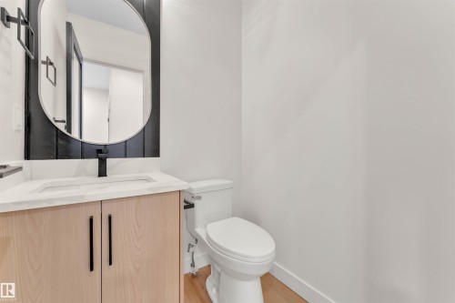 31 Eldridge Point(E), St. Albert, AB - Indoor Photo Showing Bathroom