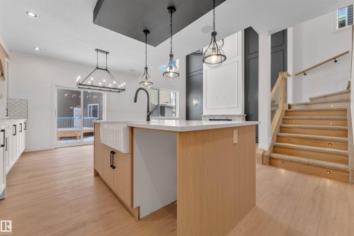 31 Eldridge Point(E), St. Albert, AB - Indoor Photo Showing Kitchen