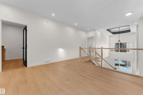 31 Eldridge Point(E), St. Albert, AB - Indoor Photo Showing Other Room