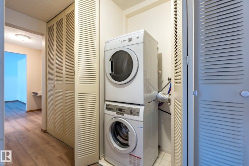 202 11450 40 Avenue, Edmonton, AB - Indoor Photo Showing Laundry Room