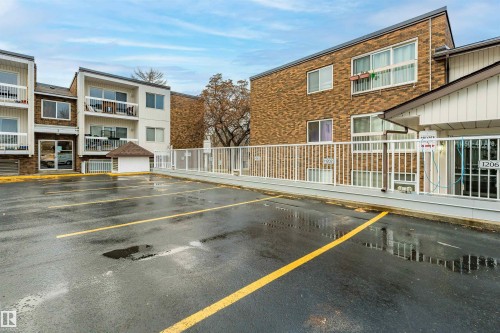 202 11450 40 Avenue, Edmonton, AB - Outdoor