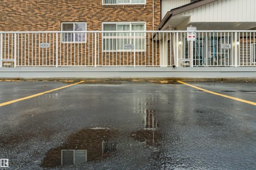 202 11450 40 Avenue, Edmonton, AB - Outdoor