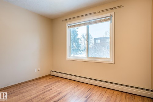 202 11450 40 Avenue, Edmonton, AB - Indoor Photo Showing Other Room