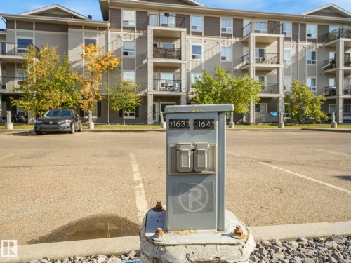 7228 7327 South Terwillegar Drive Nw, Edmonton, AB - Outdoor With Facade