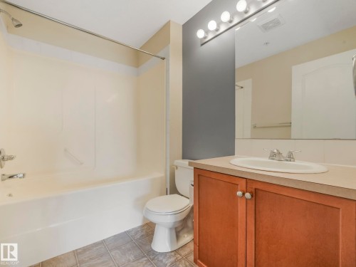 7228 7327 South Terwillegar Drive Nw, Edmonton, AB - Indoor Photo Showing Bathroom