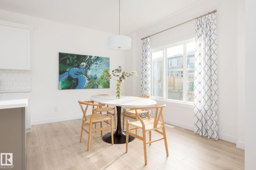4019 208 Street, Edmonton, AB - Indoor Photo Showing Dining Room